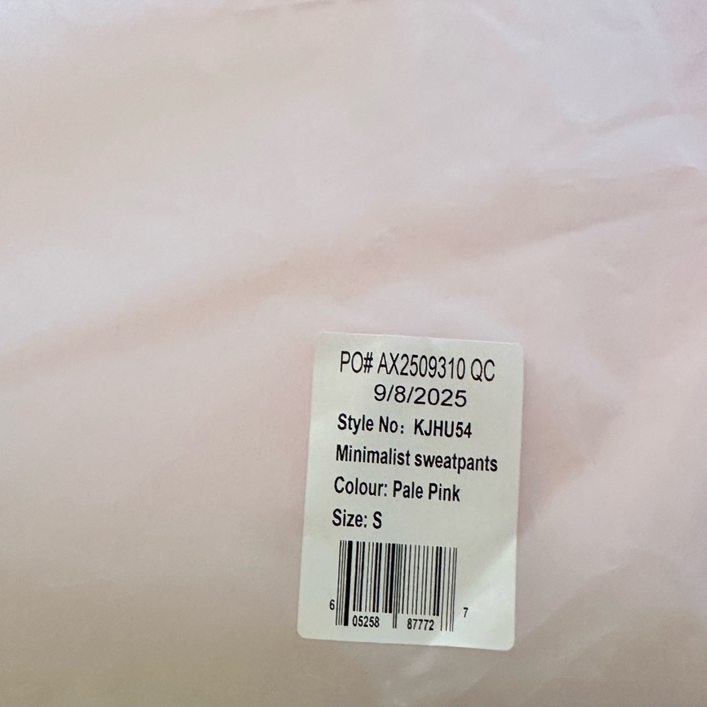 Comfrt *NEW* Minimalist Sweatpants Pale Pink - Picture 4 of 6